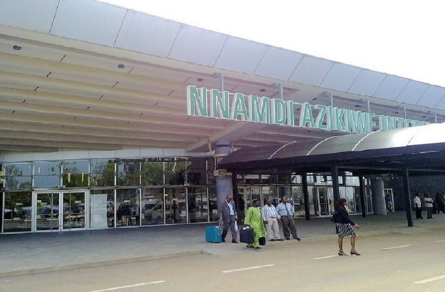 Nigeria installing biometric egates at 5 airports