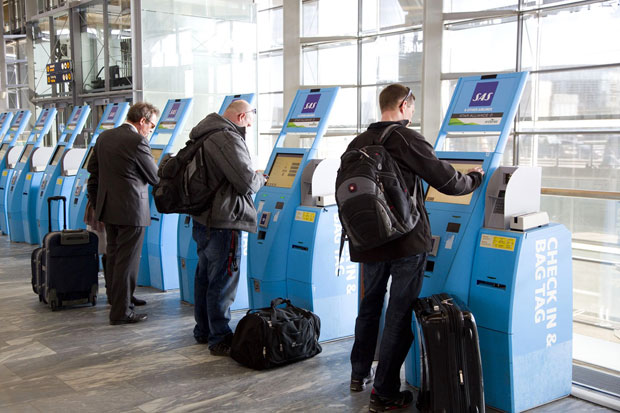 SAS introduces hand baggage only fares