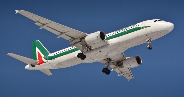 Alitalia Airbus A320