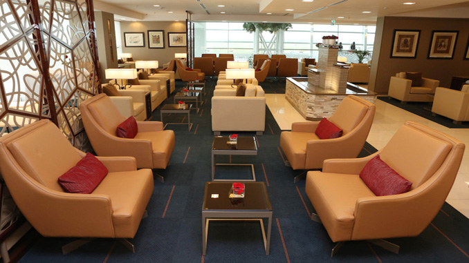 Emirates opens new lounge at Cape Town