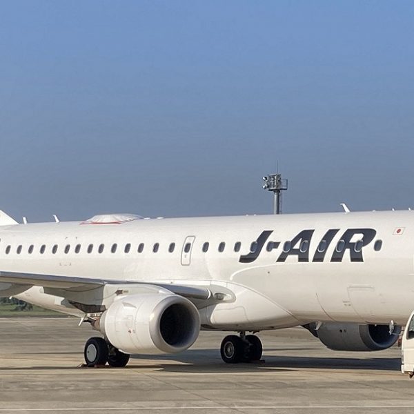 J-AIR offers free IFEC on regional aircraft in Japan