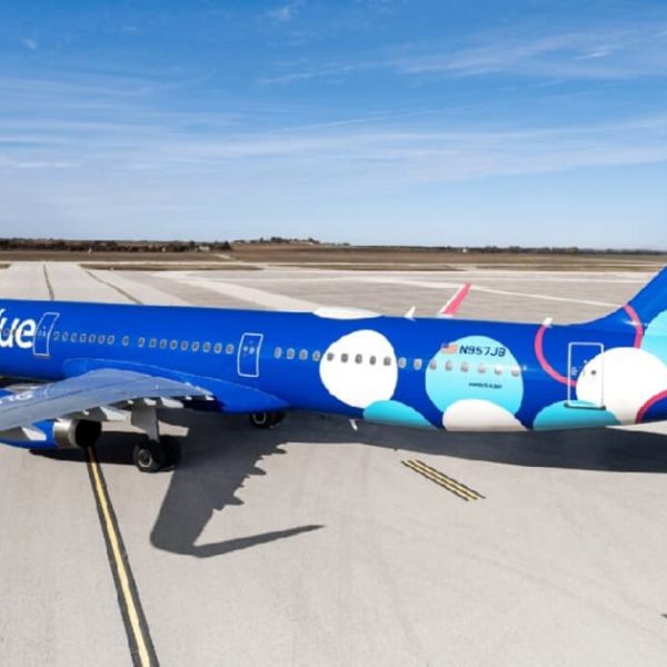 JetBlue is first airline to sign for Amazon’s inflight Wi-Fi