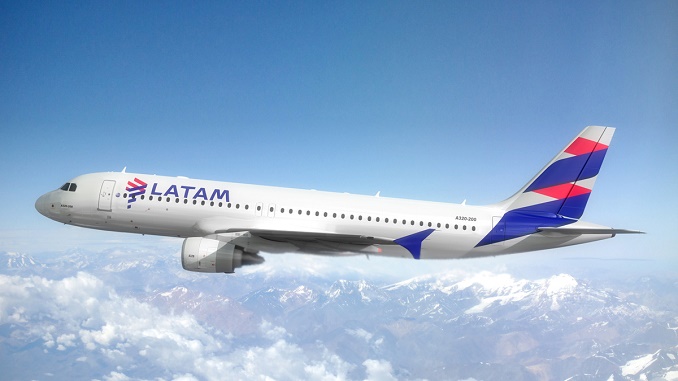 LATAM Airbus A320-200