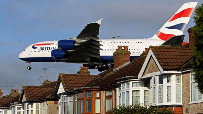 Greenpeace joins councils to prepare Heathrow legal challenge