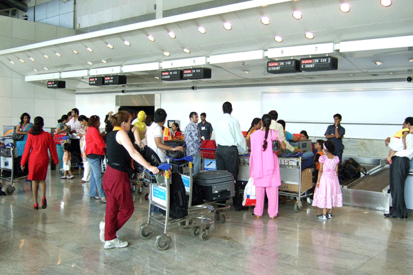 India rejects baggage charges for domestic flights