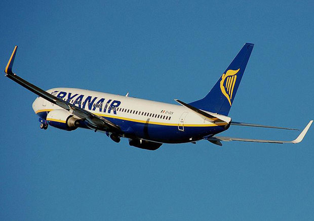Ryanair in talks to feed long-haul airlines